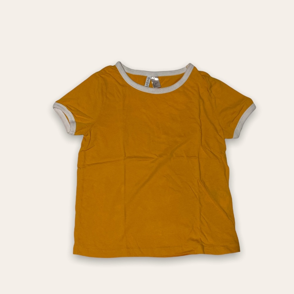 DIVIDED small yellow mustard short sleeved tee